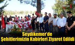 Seydikemer’de Şehitlerimizin Kabirleri Ziyaret Edildi