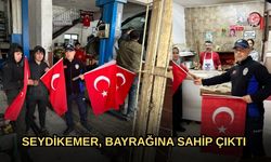 Başkan Akdenizli, Türk Bayrağına Yapılan Saygısızlığı Kınadı