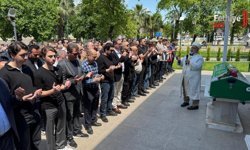 Fethiye'de İmar Müdürü Korhan Şaröz'ün Annesi Son Yolculuğuna Uğurlandı