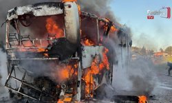 Otobüs Alev Topuna Döndü, Yolcular Son Anda Kurtuldu