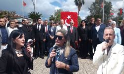 'Çatlı' Ailesi, Fethiye'deki Türk Diplomatlar Saygı Anıtını Ziyaret Etti