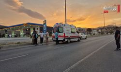 Motosiklet Otomobile Çarptı: 2 Yaralı