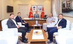Okul Bağışlayan Hayırsever Vali Akbıyık’ı Ziyaret Etti