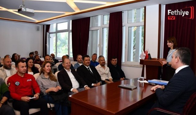 Fethiye’de Yamaç Paraşütü Faaliyetleri Değerlendirildi