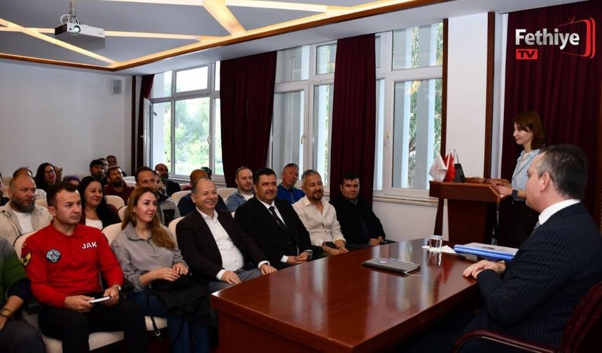 Fethiye’de Yamaç Paraşütü Faaliyetleri Değerlendirildi