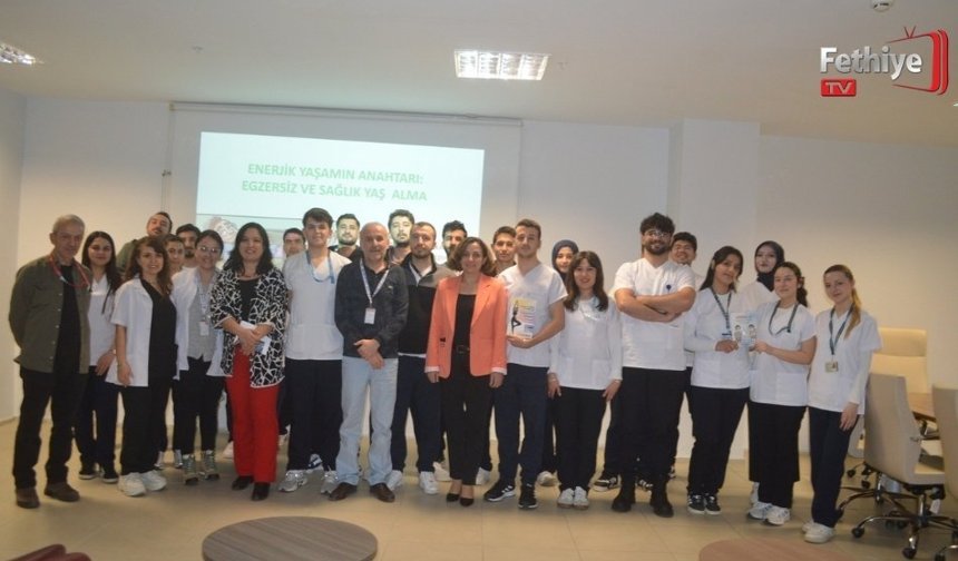 Gençlere Sağlıklı Yaşam Anlatıldı