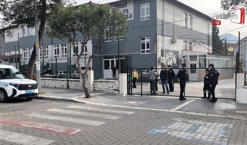 Okul Önlerinde Güvenlik Duvarı