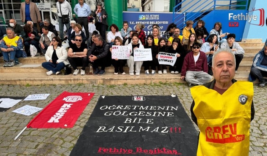 Fethiye’de Öğretmen Ve Öğrencilerden “Yaşam Nöbeti”