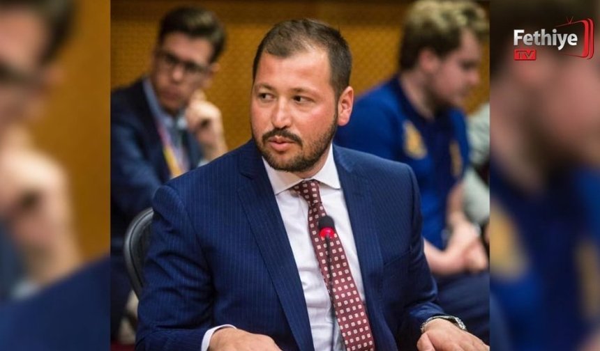 Cengizhan Güngör’den Ahmet Aras’a “Monarşi” Tepkisi