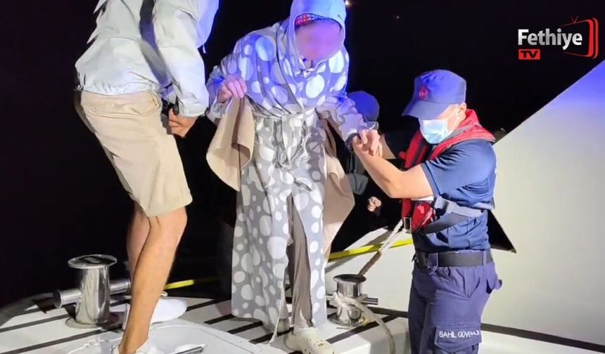 Fethiye’de Özel Teknede Rahatsızlanan Vatandaşa Tıbbi Tahliye