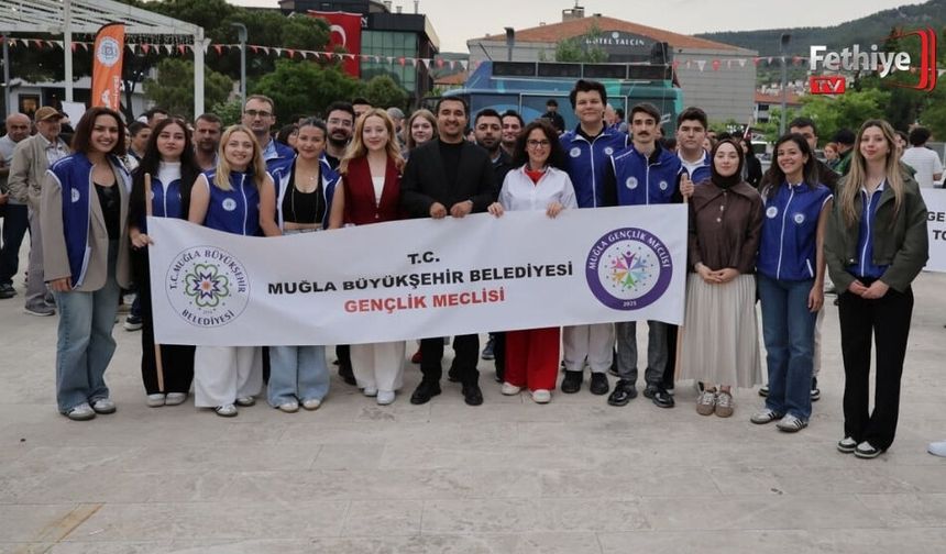 Gençlik Kokteyli Düzenlendi