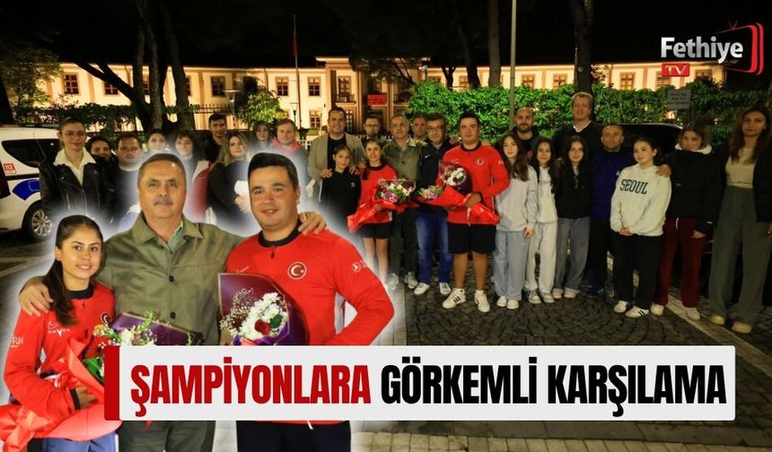 Şampiyonlara Görkemli Karşılama