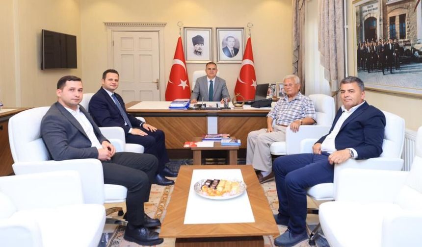 Okul Bağışlayan Hayırsever Vali Akbıyık’ı Ziyaret Etti