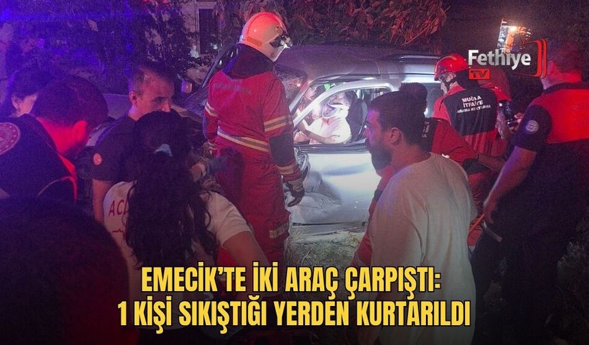 Emecik’te İki Araç Çarpıştı: 1 Kişi Sıkıştığı Yerden Kurtarıldı