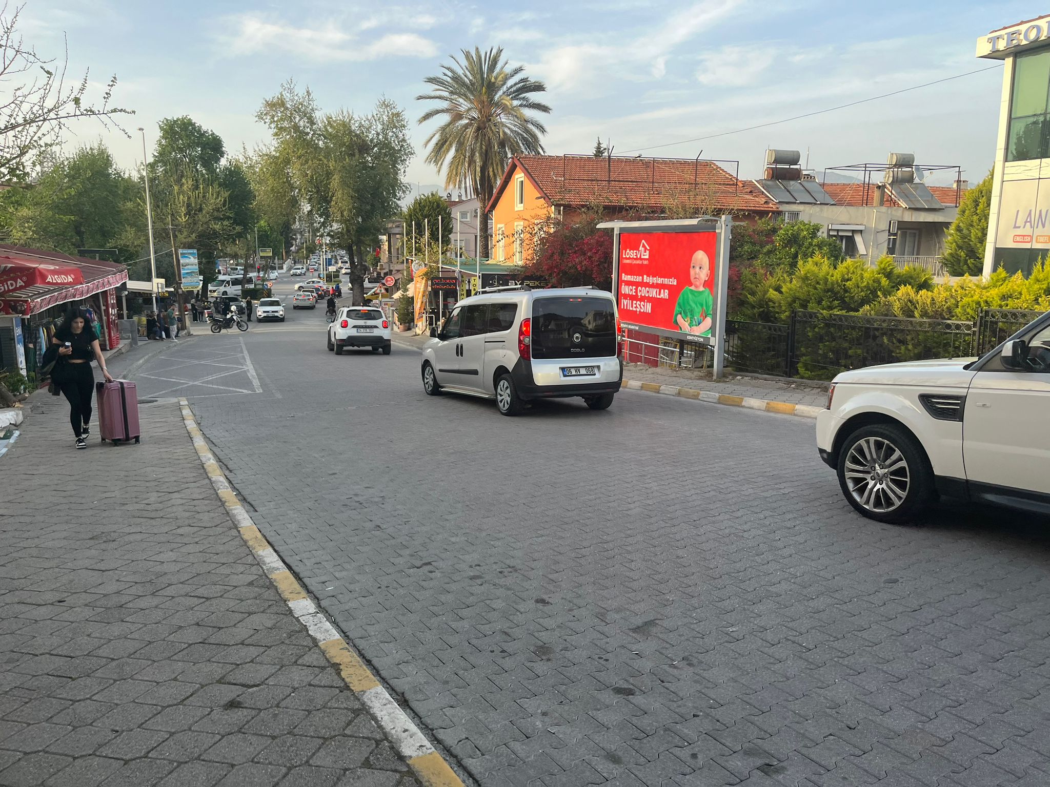 Fethiye’de Seçim Güvenliği Sebebiyle Yollar Trafiğe Kapatıldı (4)