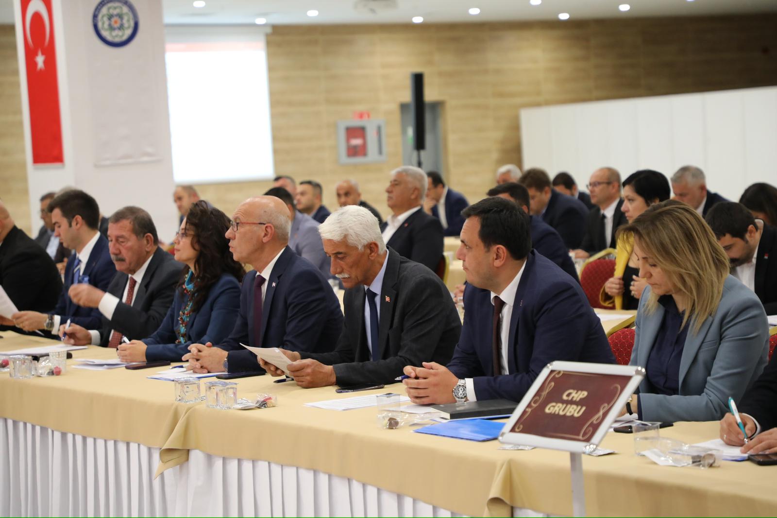 Büyükşehir Meclisi Ahmet Aras Başkanlığında Toplandı (4)