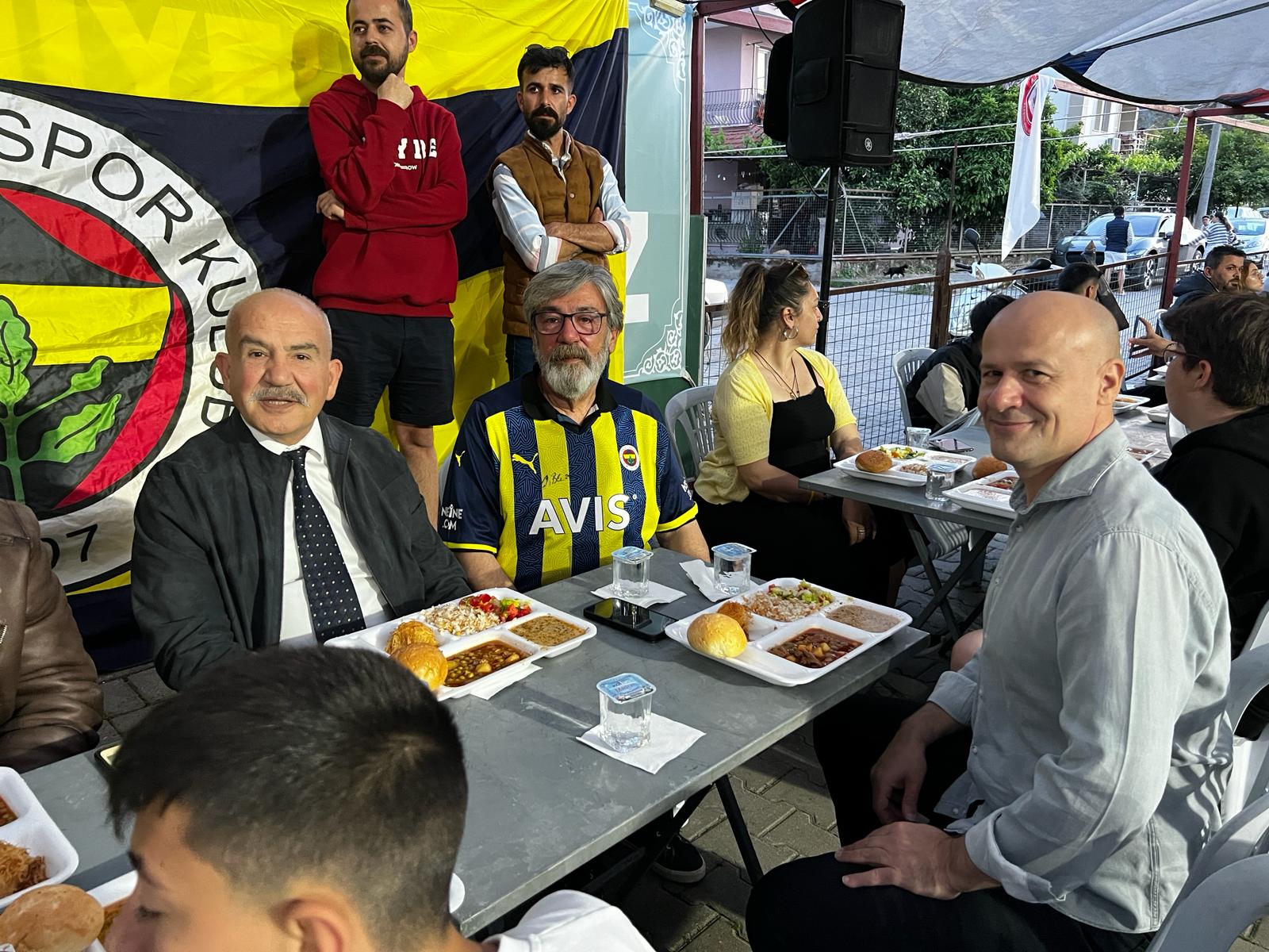 Fethiye Fenerbahçeliler Derneği İftar Yemeği Düzenledi (6)