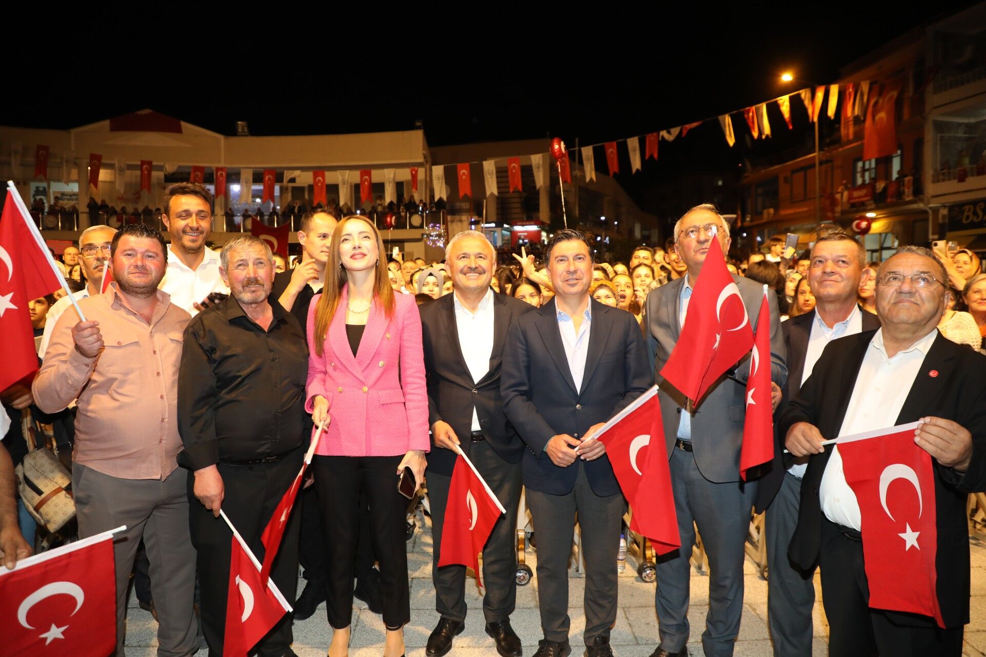 Başkan Aras; “Cumhuriyetimiz Ve Ülkemiz Siz Gençlere Emanet” (11)