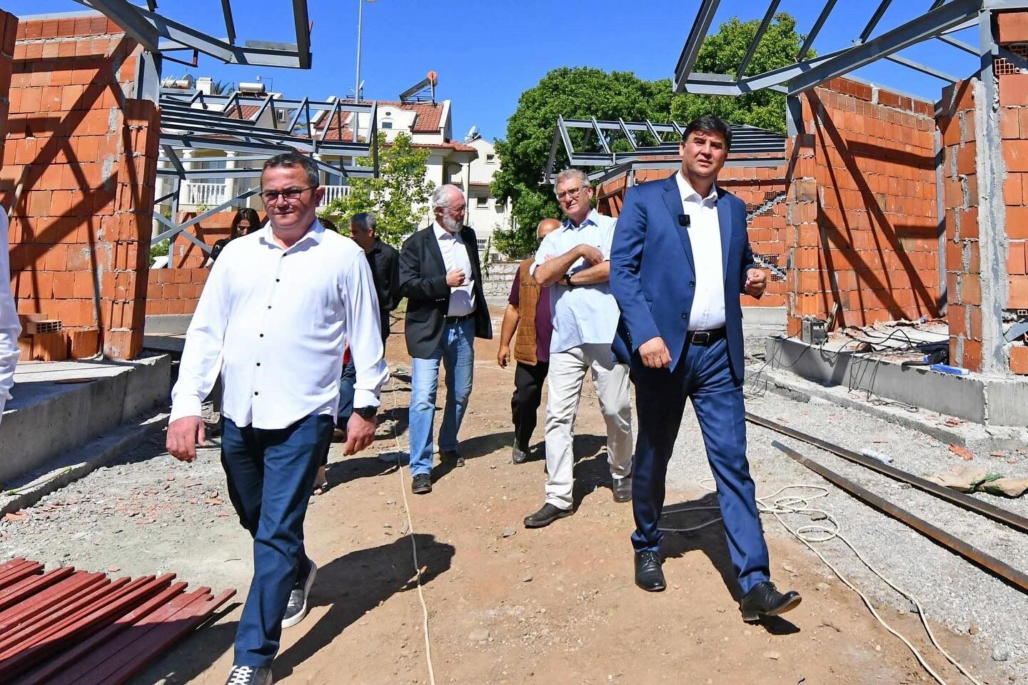 Başkan Karaca Ve Hayırsever İş İnsanı Mete Otizm Parkı İnşaatını İnceledi (2)