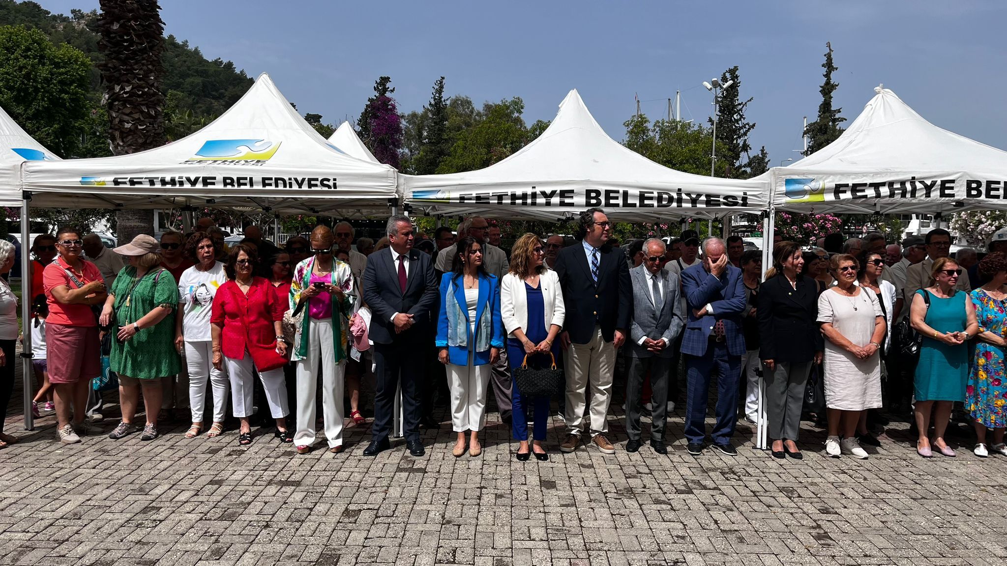 Chp Fethiye’den Çelenk Sunma Töreni (7)