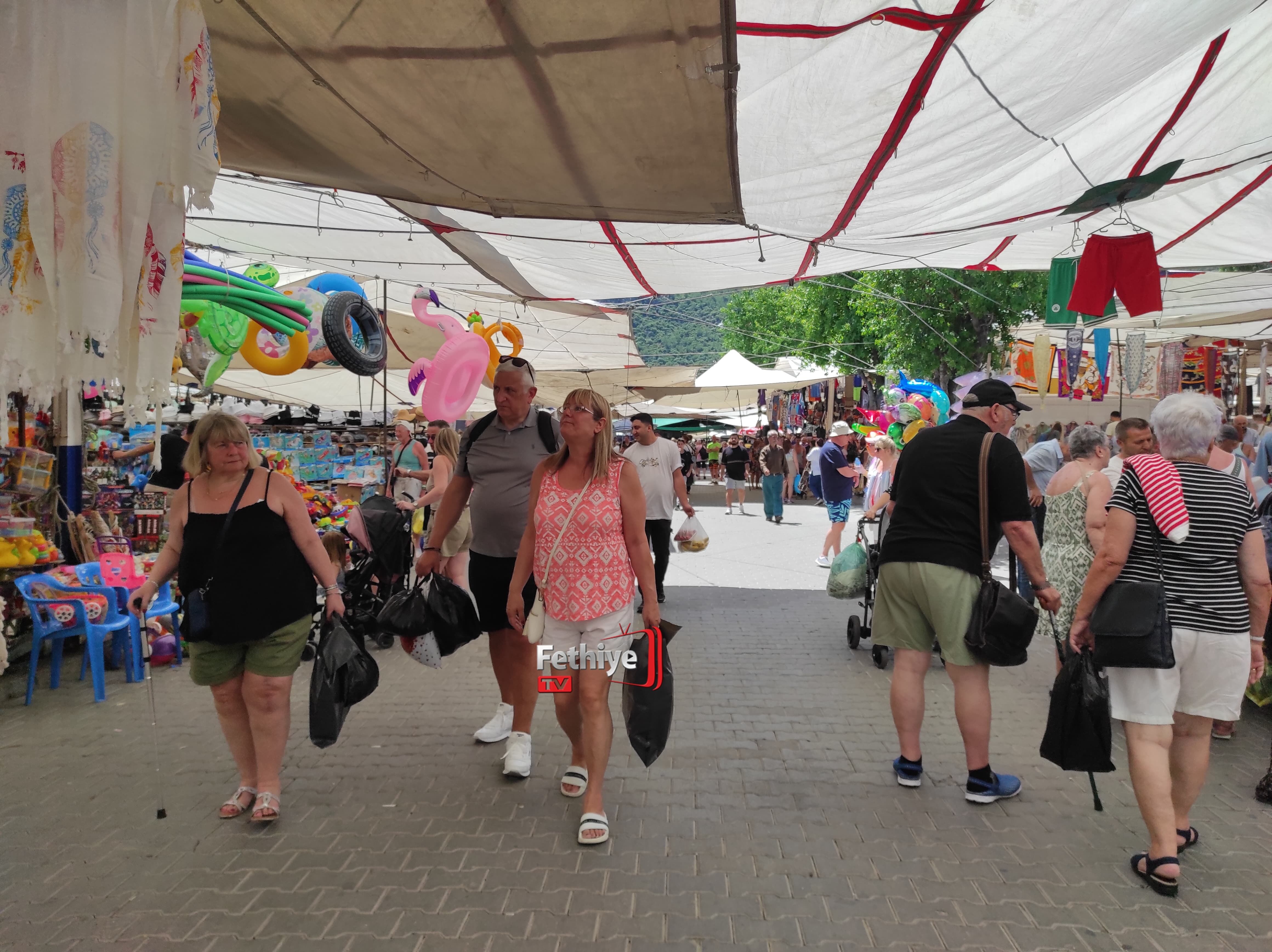 Fethiye Salı Pazarına Yabancı Turist Akını! (6)