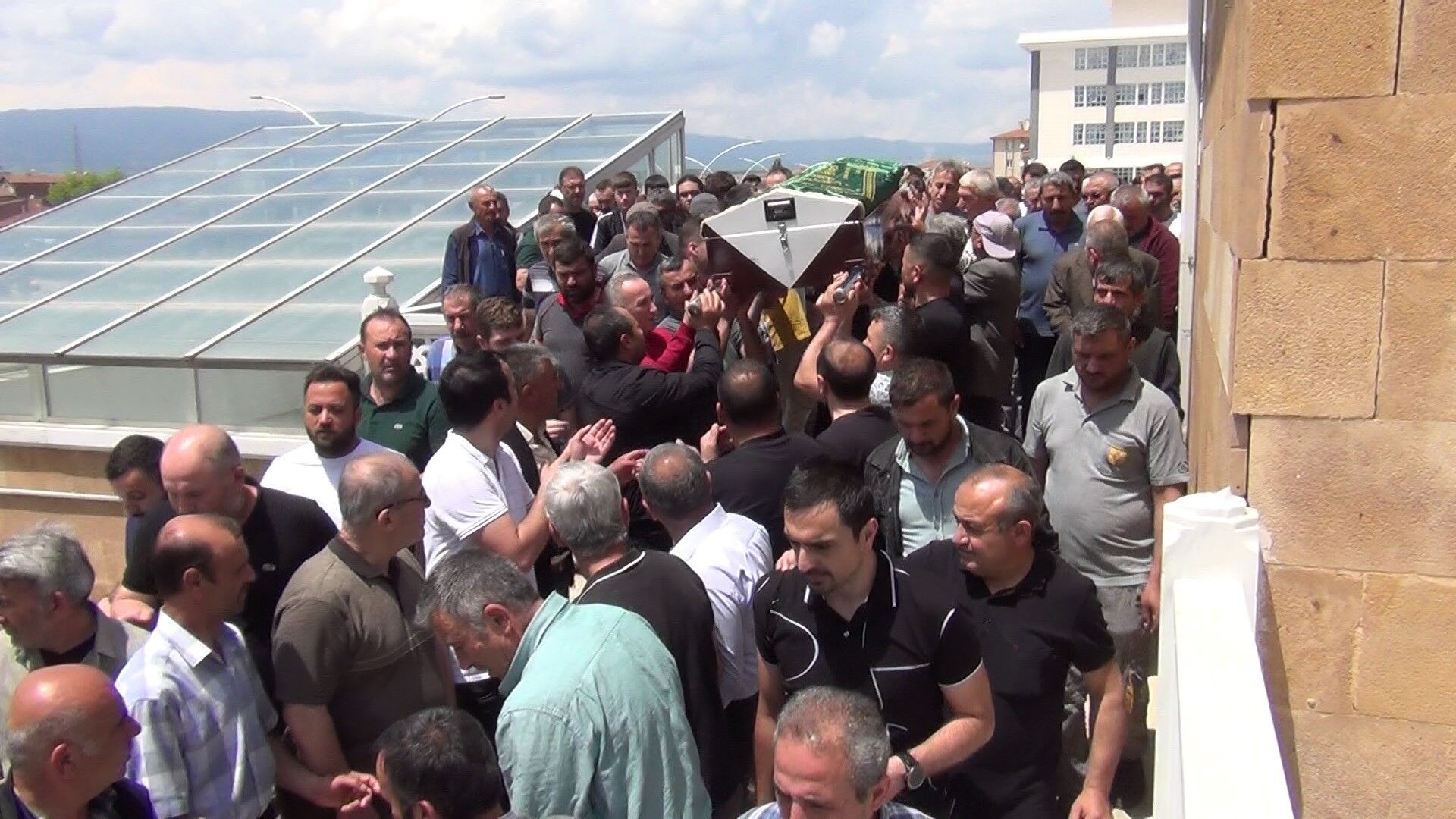 Hastane Morgunda Cesetler Karıştı (1)