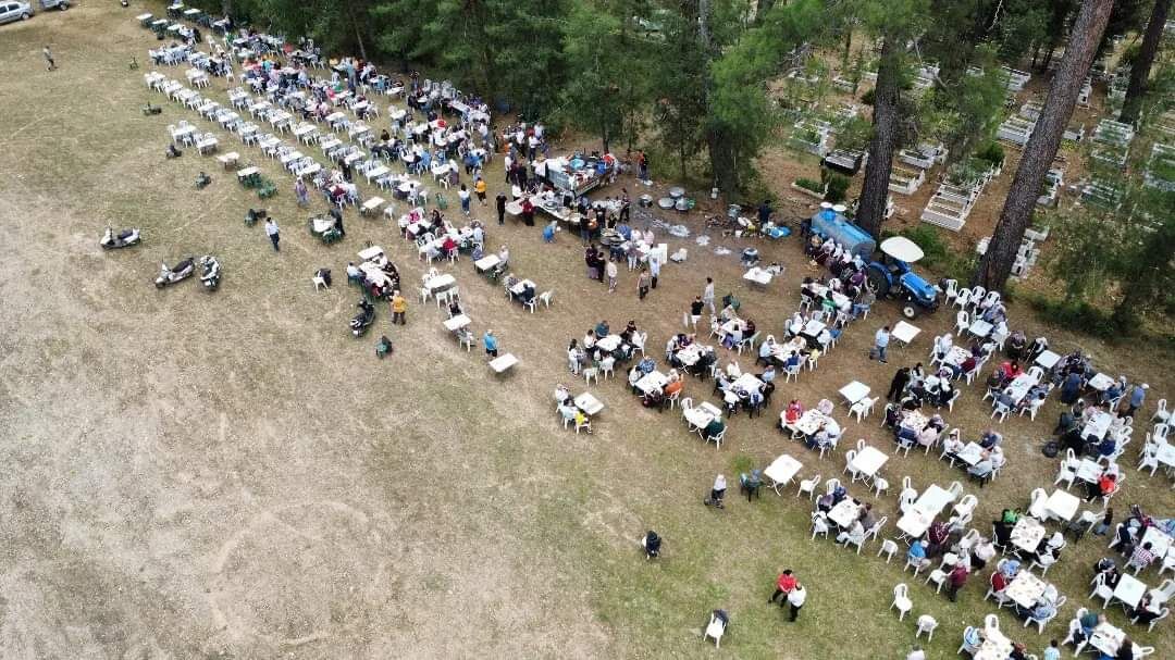 İncirköy Mahallesi'nde Şükür Yemeği Renkli Görüntülere Sahne Oldu (4)