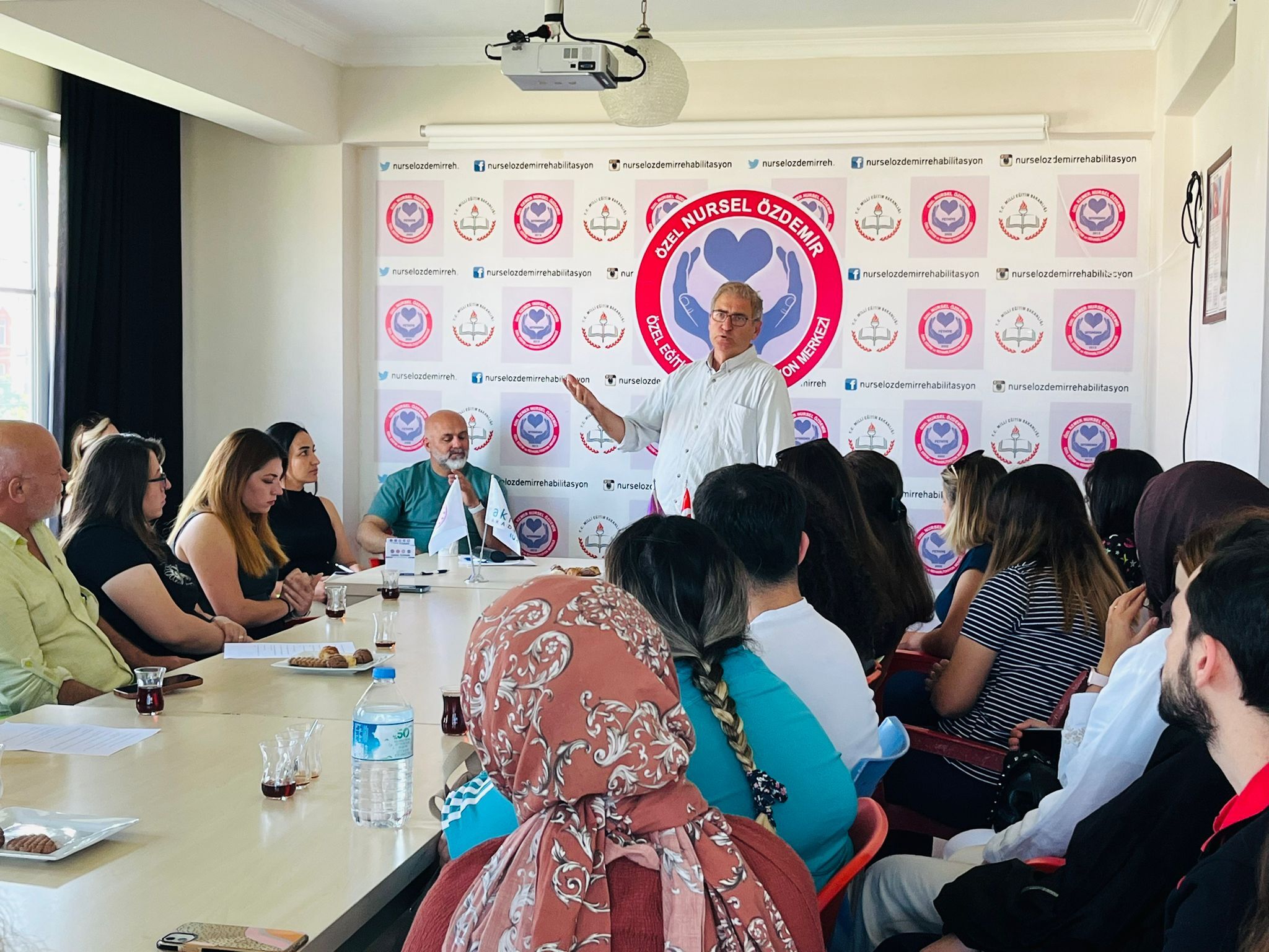 Nursel Özdemir Çocuk Nöroloğu (1)