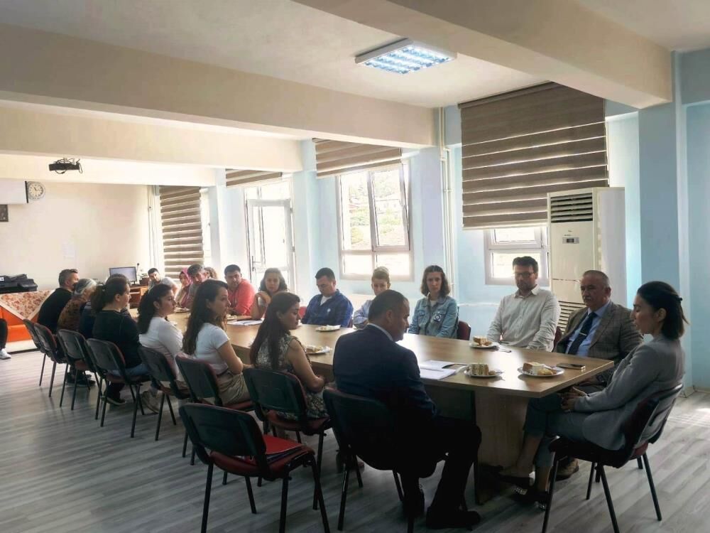 Seydikemer’de “Öğretmenler Odası Buluşmaları” Gerçekleştirildi (1)