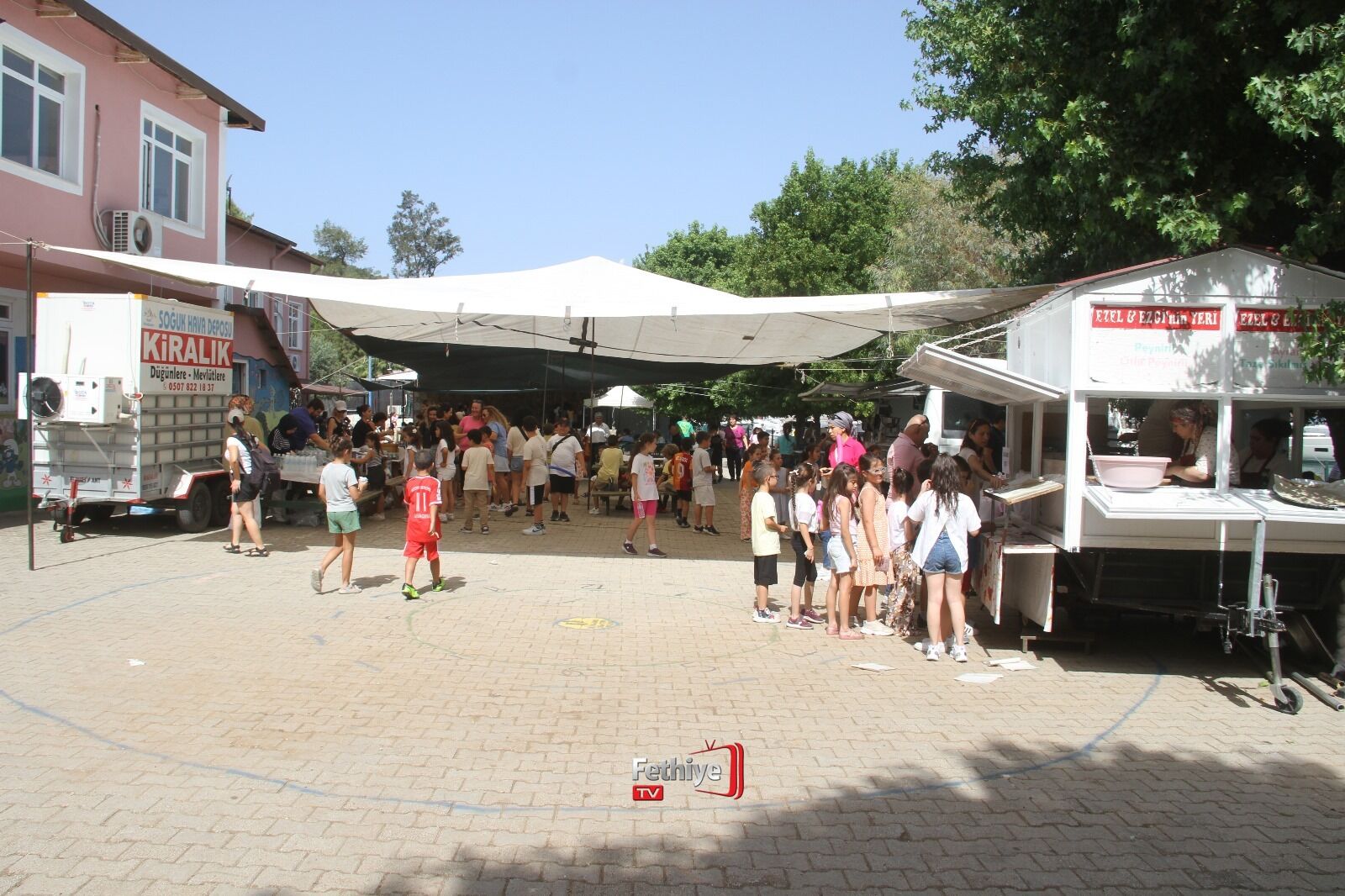 Fethiye Yunus Nadi İlkokulu’nda Yılsonu Kermes Etkinliği Düzenledi (14)