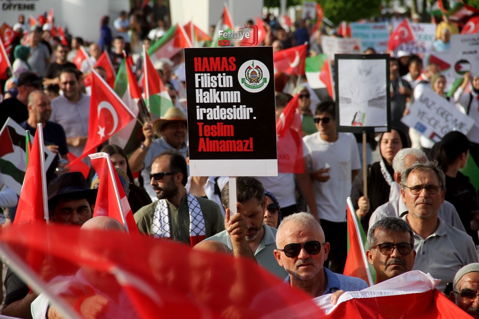 Fethiye'de Filistin’e Destek Yürüyüşü Ve Mitingi Yapıldı (7)