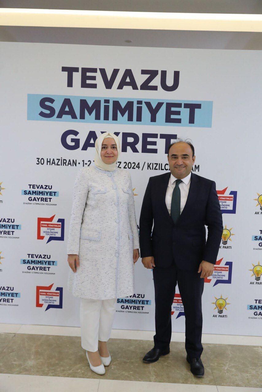 Başkan Akdeni̇zli̇ Kizilcahamam’da Hükümeti̇n Kurmaylariyla Kampa Katildi (12)