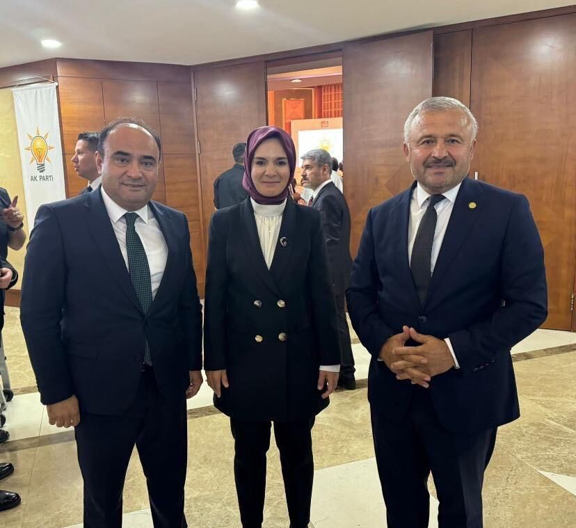 Başkan Akdeni̇zli̇ Kizilcahamam’da Hükümeti̇n Kurmaylariyla Kampa Katildi (13)