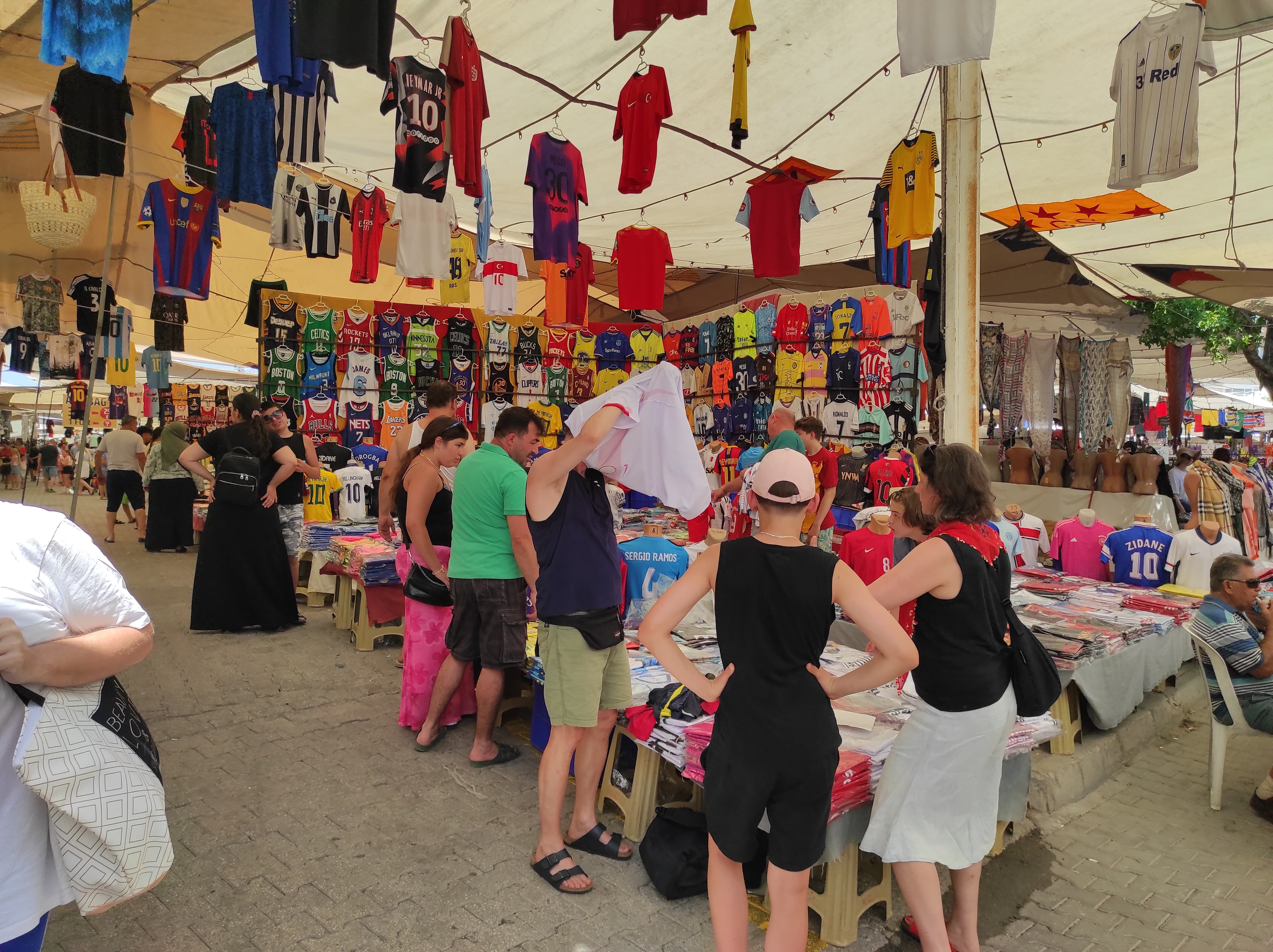 Fethiye Salı Pazarı, Yerli Ve Yabancı Turistleri Cazibesi Altına Aldı (10)