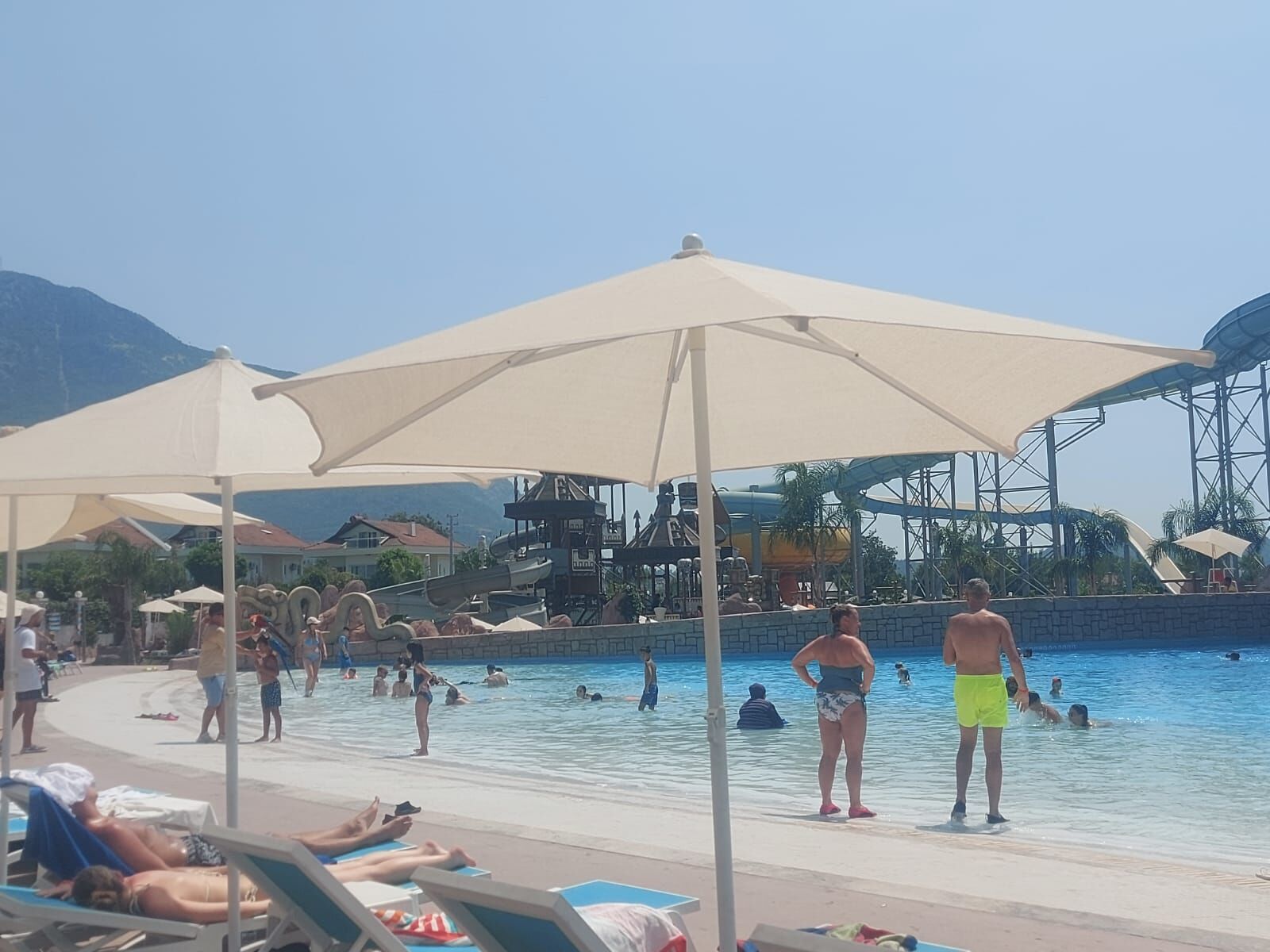 Fethiye'de Eğlencenin Suyunu Çıkarıyorlar (11)