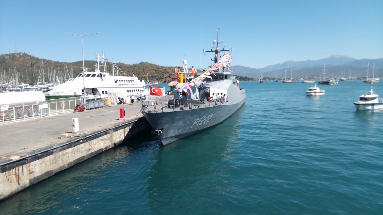 Kabotaj Bayramında Tcg Köyceğiz Gemisi Kapılarını Ziyaretçilere Açtı (7)