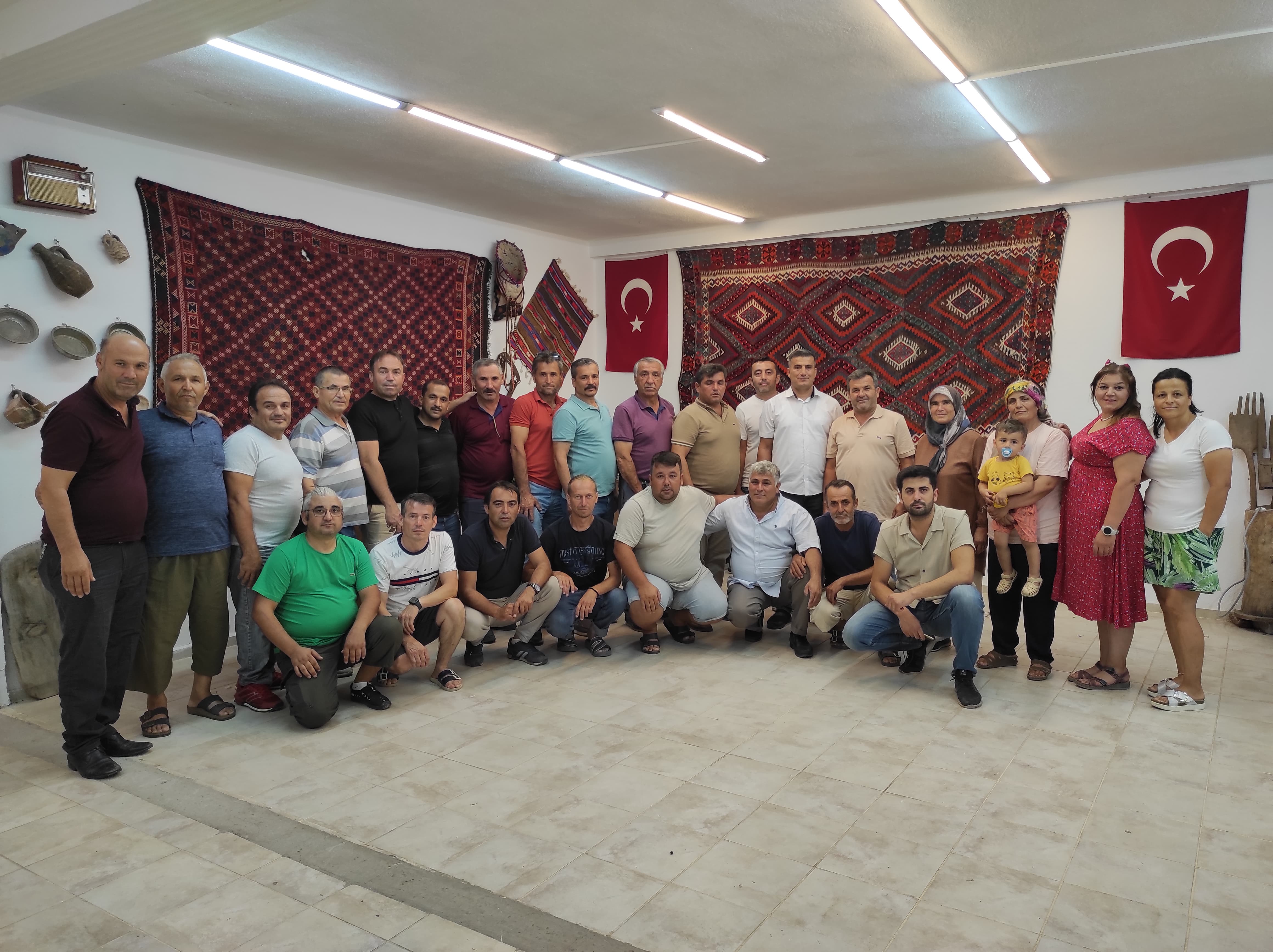 Karaçulha Gönüllüler Derneği Başkanı Halil Hancı, Güven Tazeledi (3)