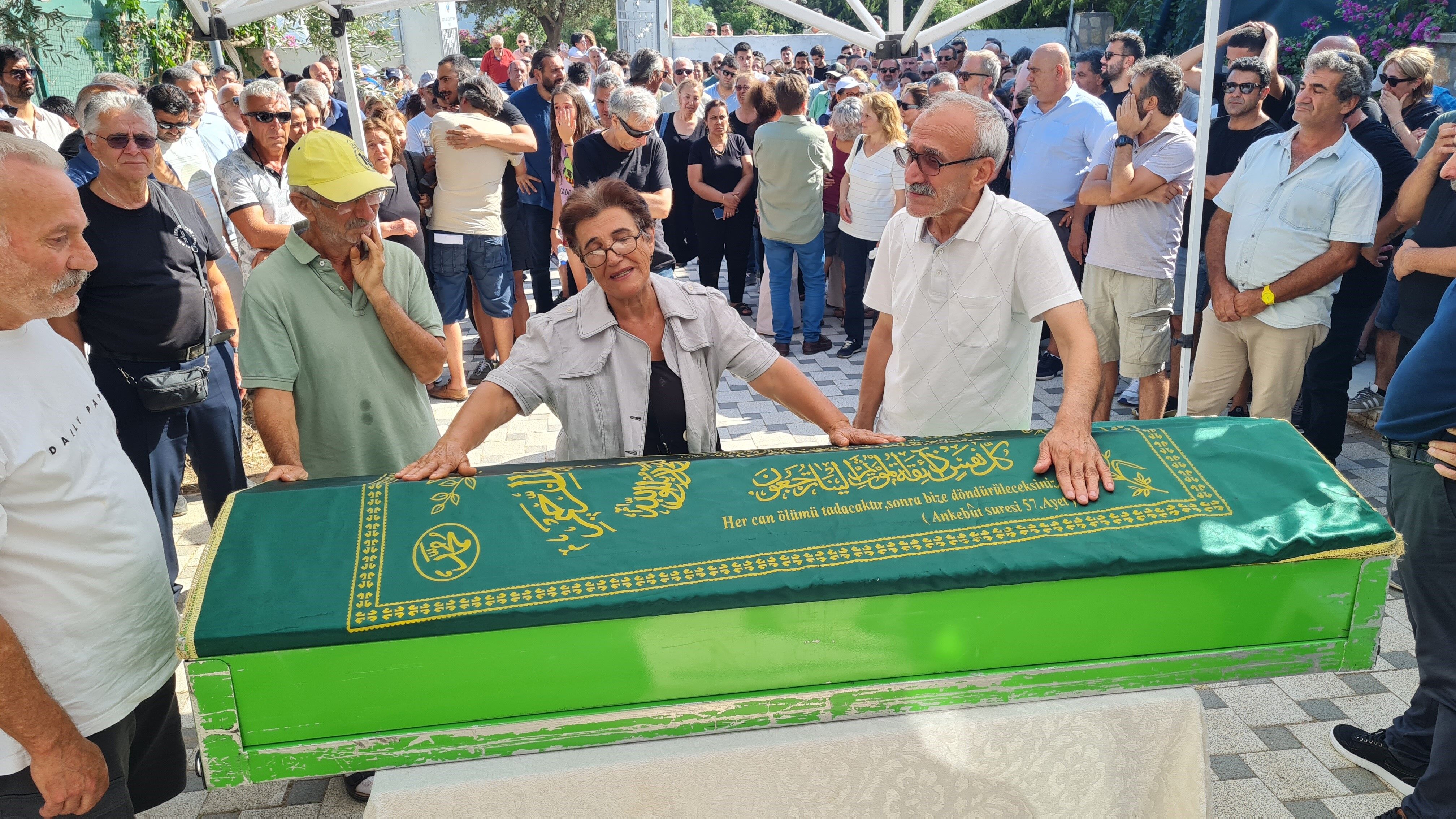 Kazada Ölen İş İnsanı Toprağa Verildi (2)