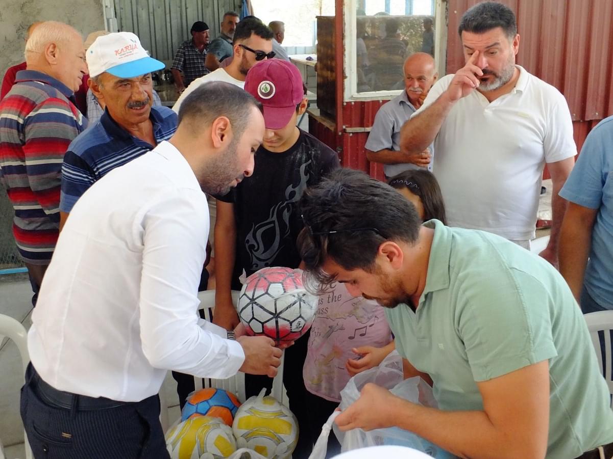 Başkan Ayıkol Söğütlü Mahallesi Sakinlerine Müjde Verdi (8)