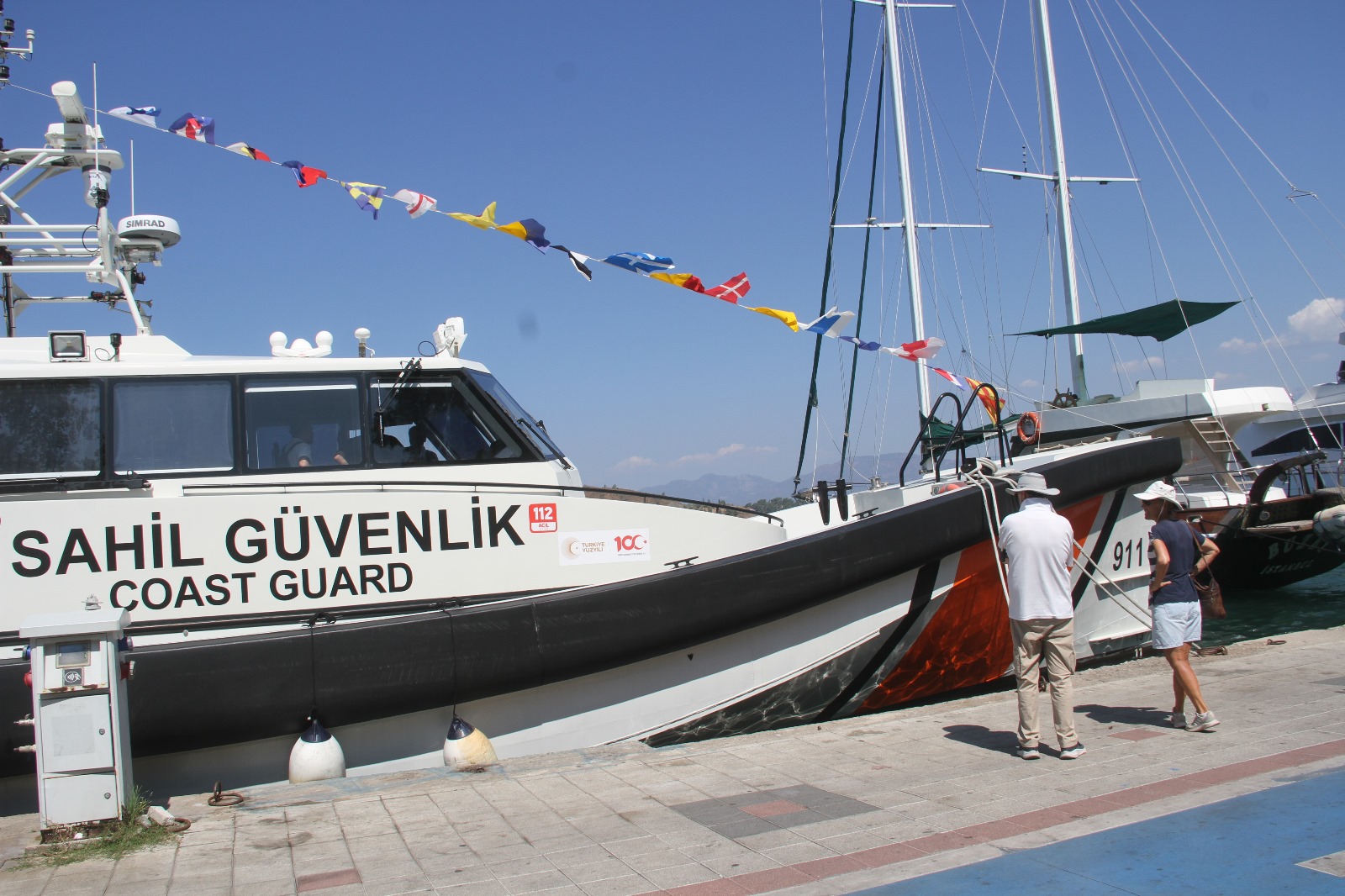 Fethiye'de Sahil Güvenlik Tcsg 911 Botu Ziyaretçilerini Ağırladı (6)