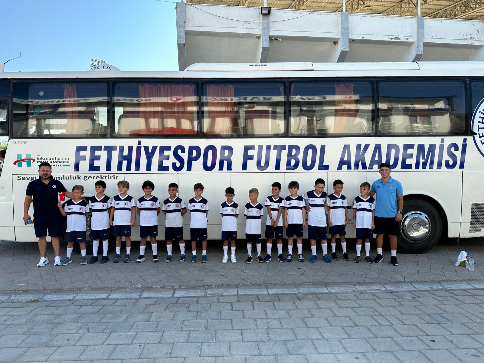 Fethiyespor Altyapı U 10 Takımı Geleceğin Yıldızları Futbol Turnuvası’nda (1)