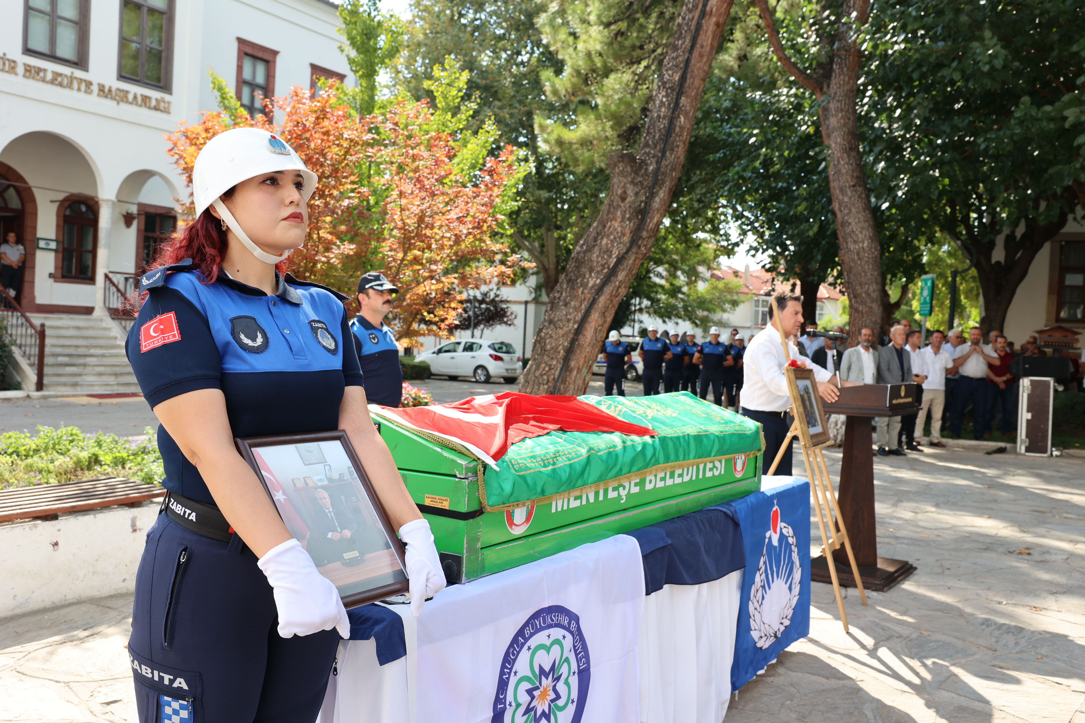 Büyükşehir Zabıta Daire Başkanı Son Yolculuğuna Uğurlandı (8)