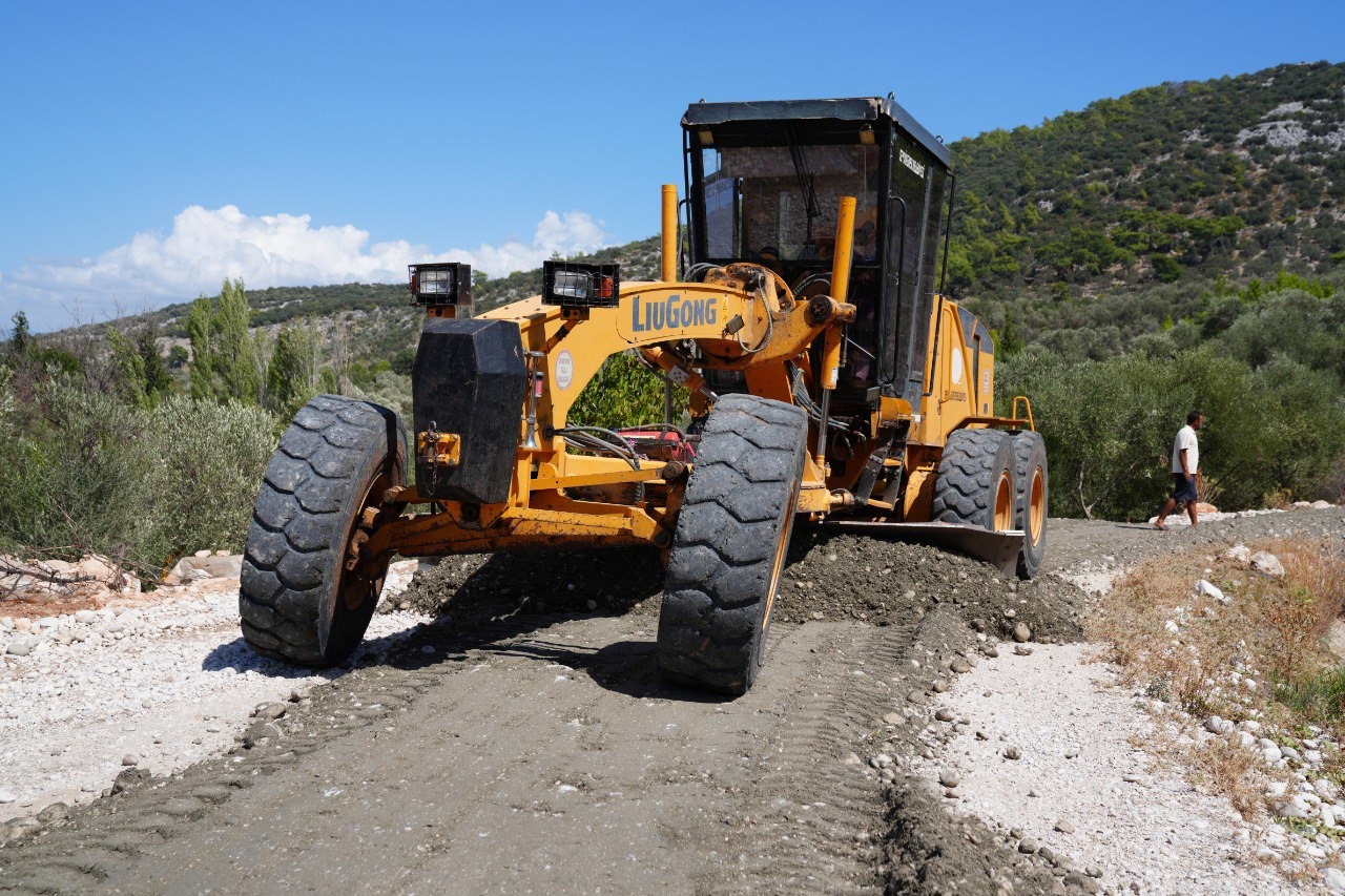 Seydikemer'de Stabilize Yollara Kış Bakımı (3)