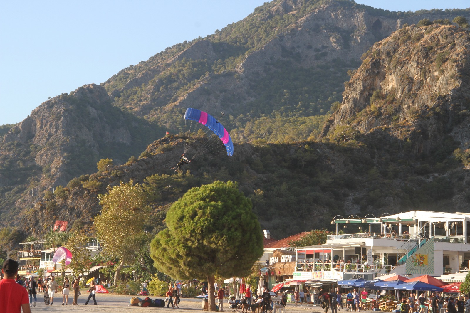 24. Uluslararası Fethiye Ölüdeniz Hava Oyunları Festivali Törenle Başladı (7)