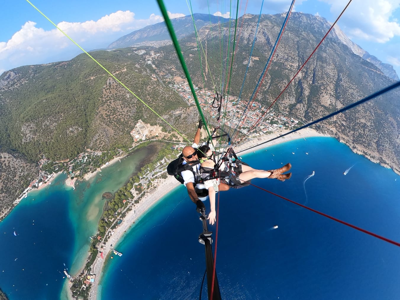 Çinli Turistler Ölüdeniz’de Yamaç Paraşütüne Yoğun İlgi Gösteriyor (13)