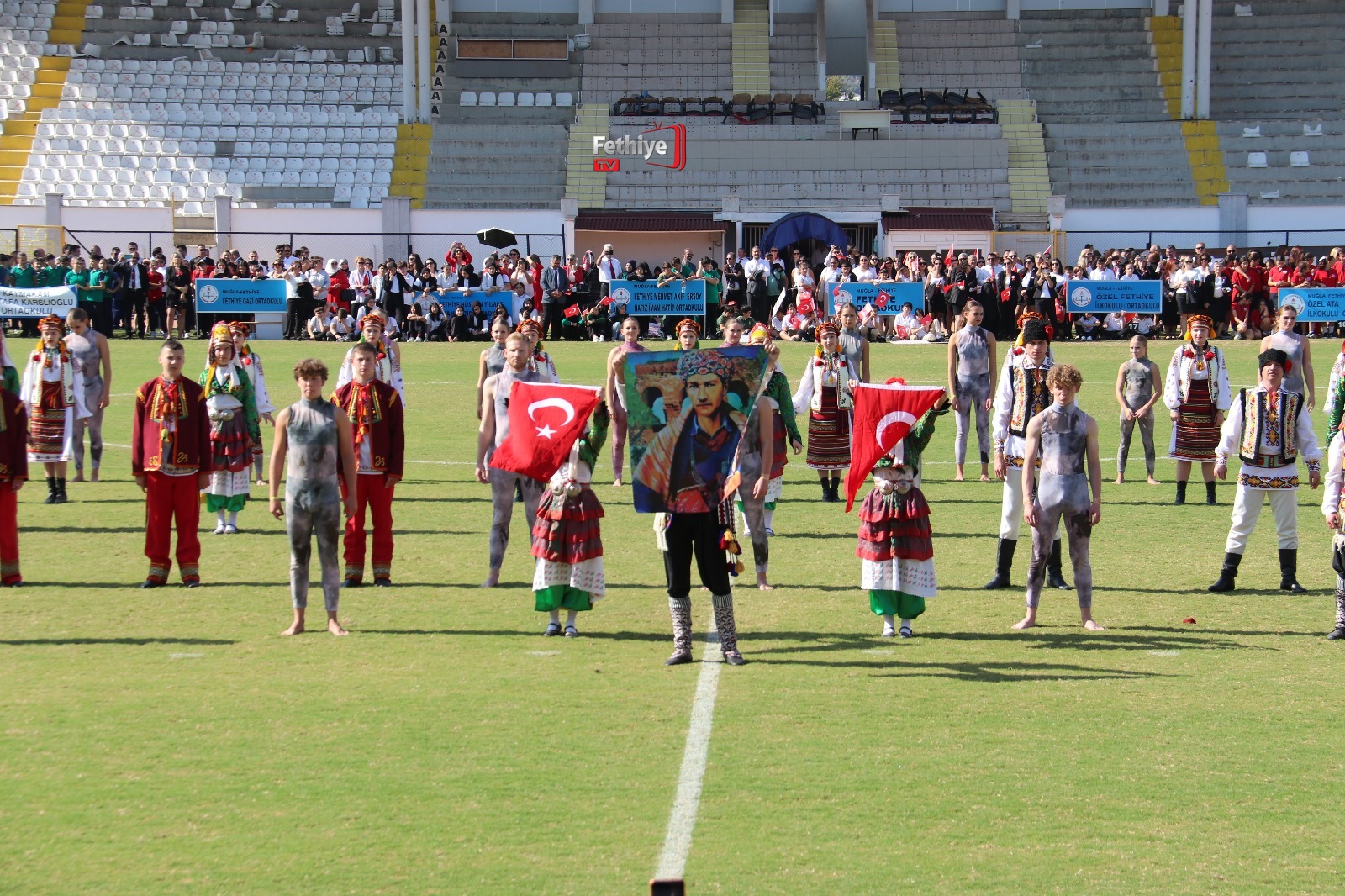 Fethiye’de Cumhuriyet Bayramı Töreni Coşkulu Geçti (19)