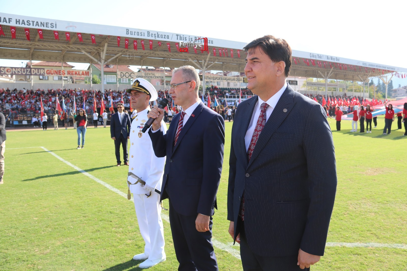 Fethiye’de Cumhuriyet Bayramı Töreni Coşkulu Geçti (3)