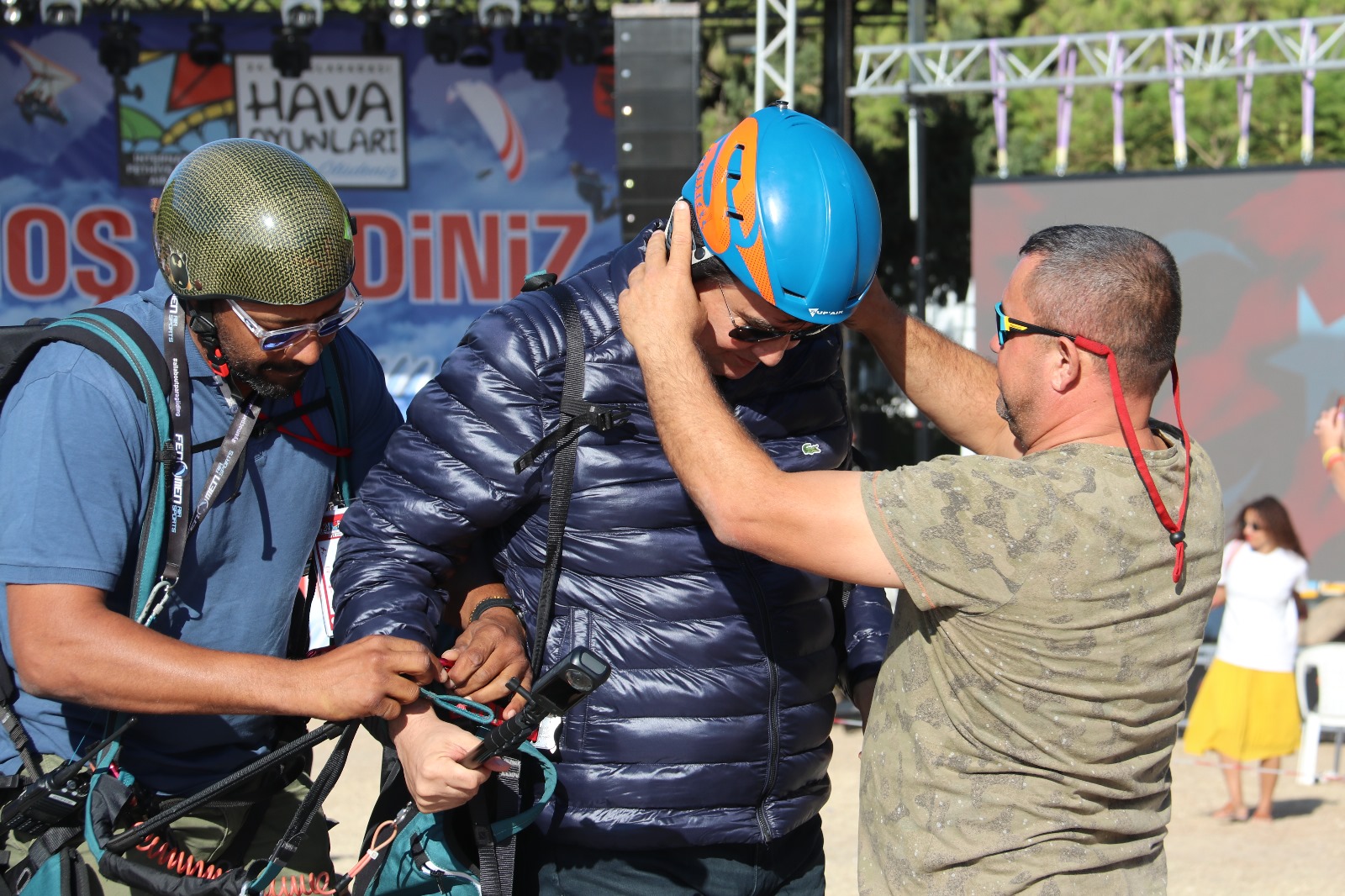 Hava Oyunları Festivali ‘Nde Başkan Karaca Şehitler İçin Uçtu (6)