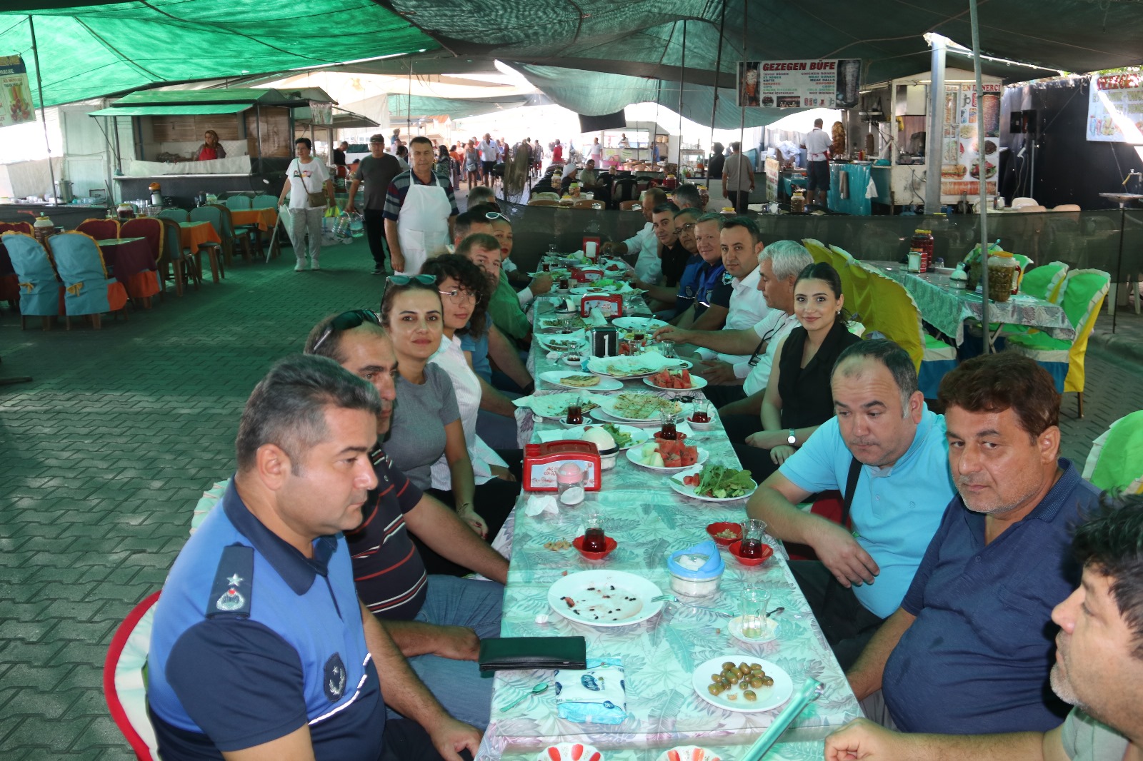 Salı Pazarı Esnafı Kahvaltı Geleneğini Sürdürüyor (2)