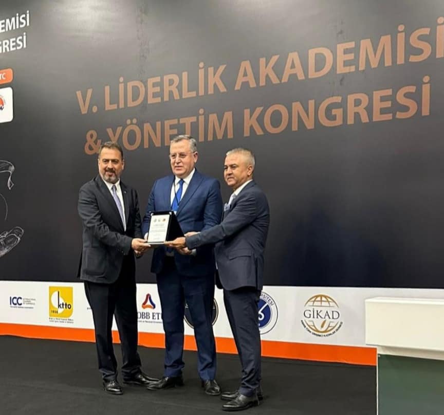 Başkan Çıralı, V. Liderlik Akademisi & Yönetim Kongresi'ne Katıldı (5)